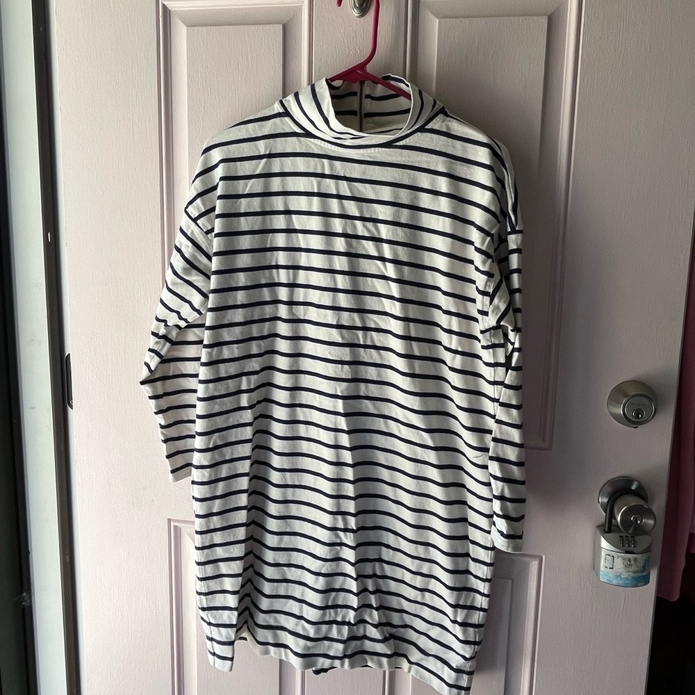 Vineyard Vines dress